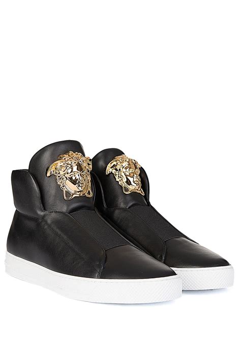 versace medusa plaque sneakers